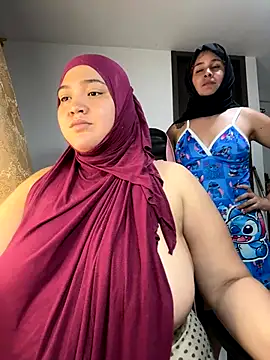 sweetmuslim01 online show from 12-13-25, 08:04