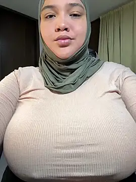 Snapshot of sweetmuslim01 chatting on 05-29-26, 03:34 sweetmuslim01 online show from 05-29-26, 03:34