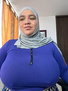 sweetmuslim01 online show from 10-24-25, 04:17