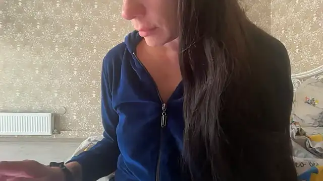 Snapshot of Angelinaa19 chatting on 04-23-26, 01:02 Angelinaa19 online show from 04-23-26, 01:02