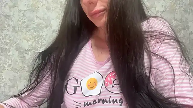 Snapshot of Angelinaa19 chatting on 05-11-26, 02:29 Angelinaa19 online show from 05-11-26, 02:29