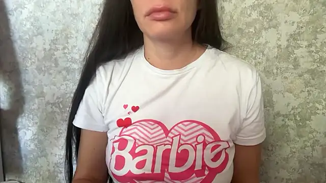Snapshot of Angelinaa19 chatting on 04-20-26, 11:35 Angelinaa19 online show from 04-20-26, 11:35