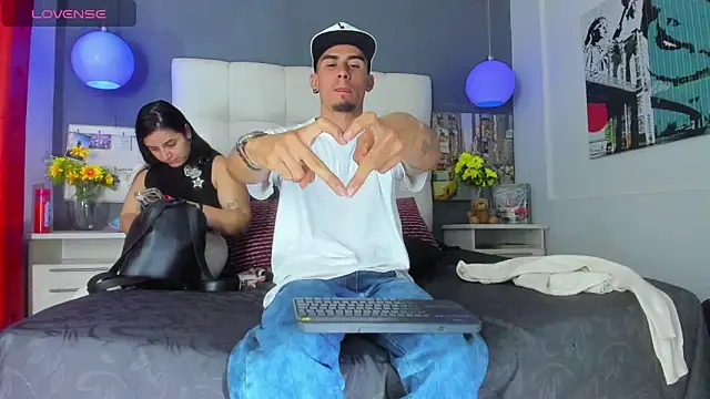 Sharon Tyga20 online show from 12-01-25, 08:53