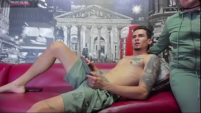 Sharon Tyga20 online show from 11-13-25, 06:12