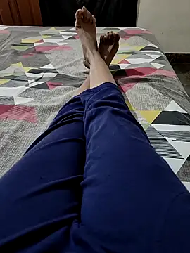 Snapshot of iiseemasingh chatting on 11-16-25, 06:29 iiseemasingh online show from 11-16-25, 06:29