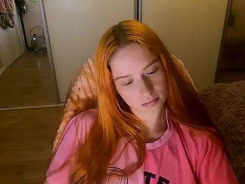 RedheadFairy online show from 11-07-25, 06:01