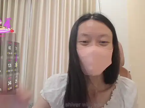 Lil-Cherries online show from 11-10-25, 04:06