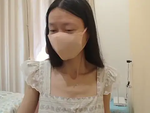 Lil-Cherries online show from 03-27-26, 01:47