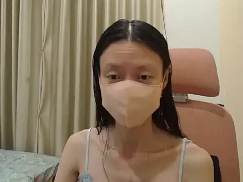 Lil-Cherries online show from 02-02-26, 01:43