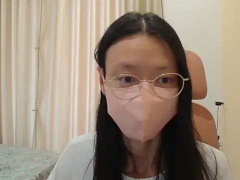 Lil-Cherries online show from 01-14-26, 05:11