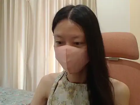 Lil-Cherries online show from 01-06-26, 02:37