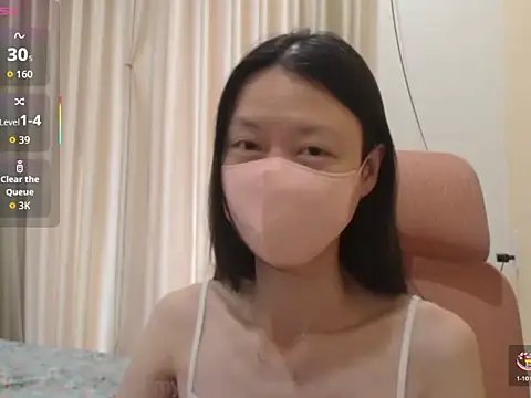 Lil-Cherries online show from 11-28-25, 02:23