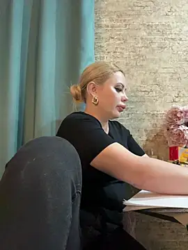 MonnyStef online show from 02-15-26, 08:52