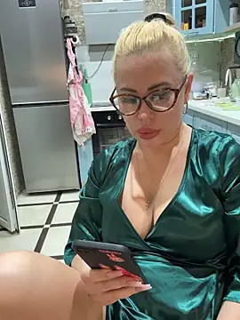 MonnyStef online show from 02-23-26, 09:04