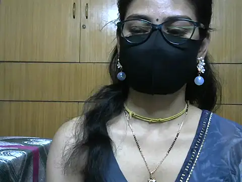 Fairy Pie online show from 03-28-26, 08:54