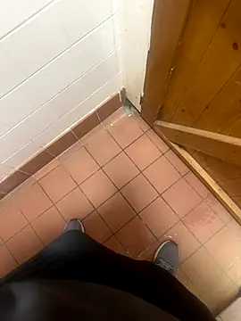 Snapshot of CountryFeet chatting on 11-06-25, 06:23 CountryFeet online show from 11-06-25, 06:23