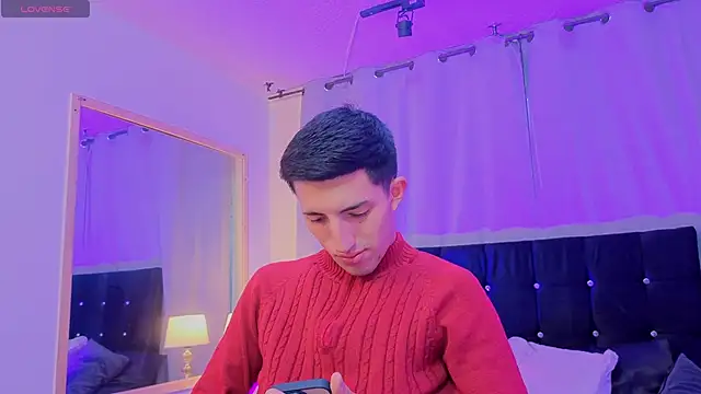 Un Sluttyy online show from 01-12-26, 11:39