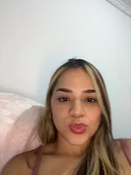 Sara  Secret online show from 12-14-25, 12:50