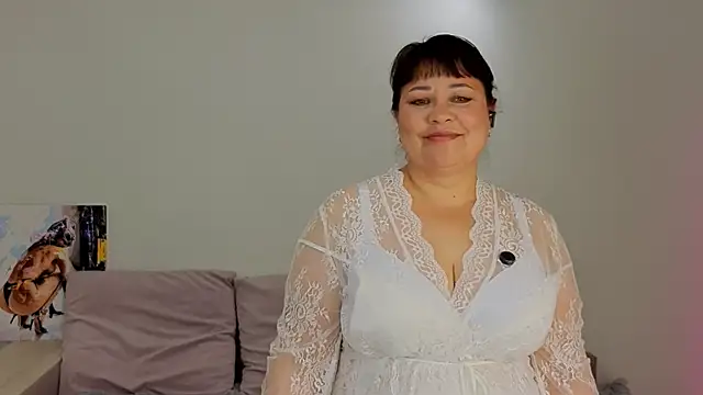 Snapshot of monyca_fox chatting on 11-09-25, 03:27 monyca fox online show from 11-09-25, 03:27