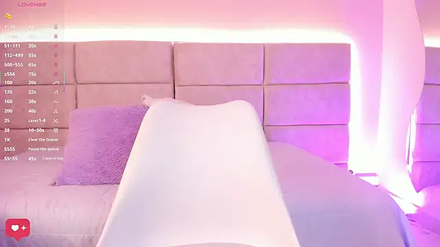 nia20  online show from 03-14-26, 12:22