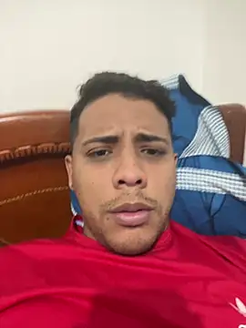 Yefridudamelflores online show from 04-07-26, 11:28