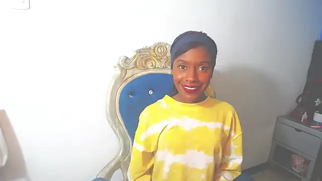 Aliis Love online show from 11-27-25, 04:46