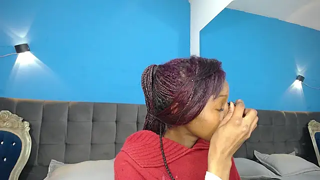 Aliis Love online show from 11-21-25, 10:53