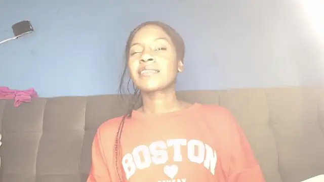 Aliis Love online show from 11-29-25, 05:40