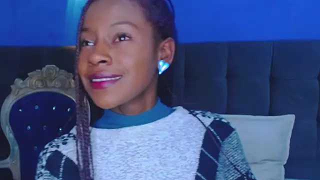 Snapshot of Aliis_Love chatting on 11-15-25, 06:56 Aliis Love online show from 11-15-25, 06:56