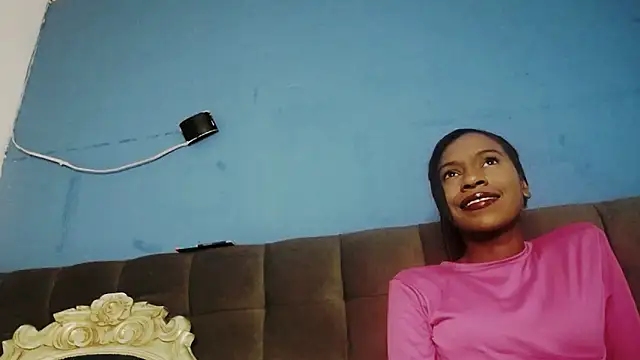 Aliis Love online show from 11-26-25, 12:32