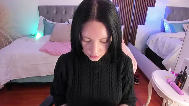 Neo sarah  online show from 02-06-26, 03:35