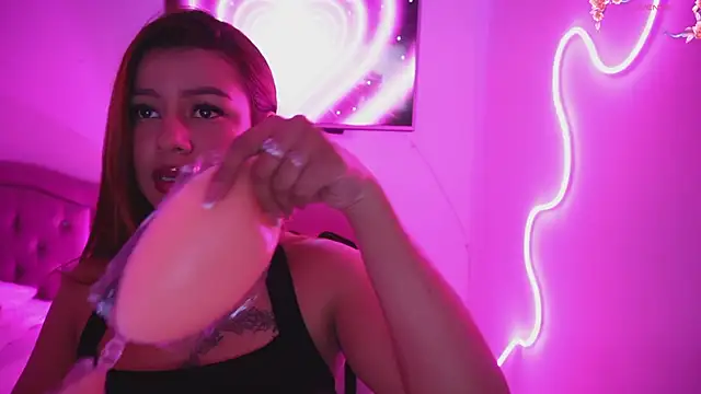 Missara  online show from 11-27-25, 01:39