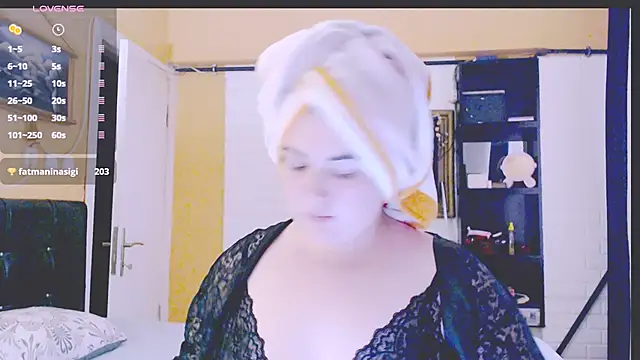  bade tasci  online show from 11-29-25, 02:28