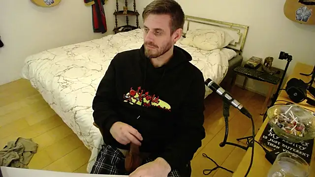 skatejocke online show from 12-05-25, 01:16