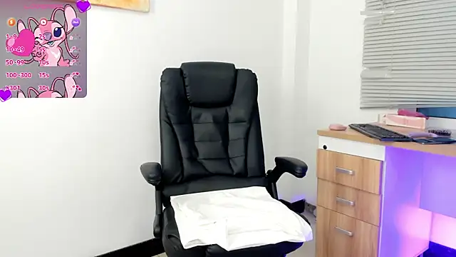 Krykz  online show from 11-26-25, 01:33