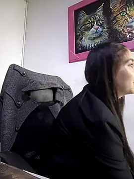 Snapshot of emilygrooe chatting on 02-16-26, 07:23 emilygrooe online show from 02-16-26, 07:23