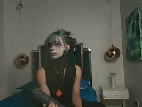 luxiel  online show from 04-07-26, 08:54