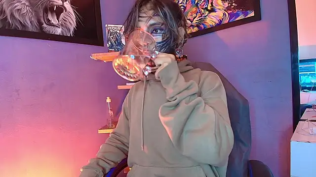 Snapshot of luxiel_ chatting on 02-04-26, 11:55 luxiel online show from 02-04-26, 11:55