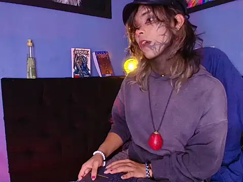 Snapshot of luxiel_ chatting on 01-16-26, 09:19 luxiel online show from 01-16-26, 09:19