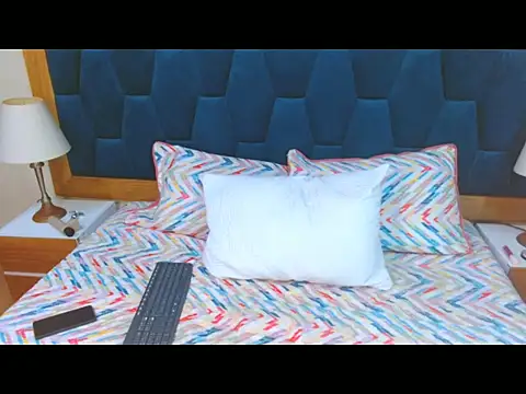 morrigan luxus2 online show from 11-27-25, 11:27