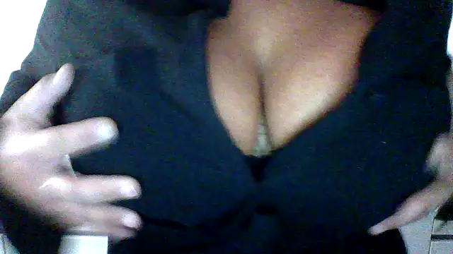 cleo094 online show from 11-18-25, 01:54