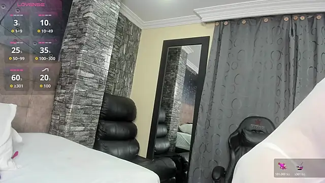 MilfBrenda online show from 11-24-25, 12:38