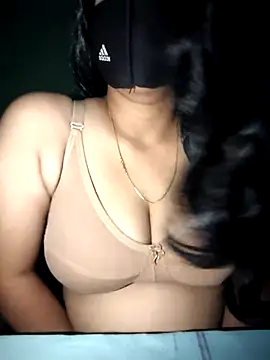 Snapshot of Hot--sexyGirl chatting on 12-19-25, 07:00 Hot--sexyGirl online show from 12-19-25, 07:00