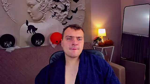 Snapshot of ArchieHolmes chatting on 11-09-25, 04:05 ArchieHolmes online show from 11-09-25, 04:05