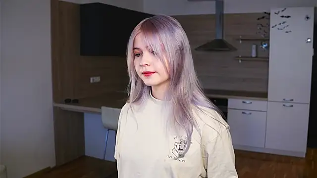 DonnetteShaban online show from 11-11-25, 04:51