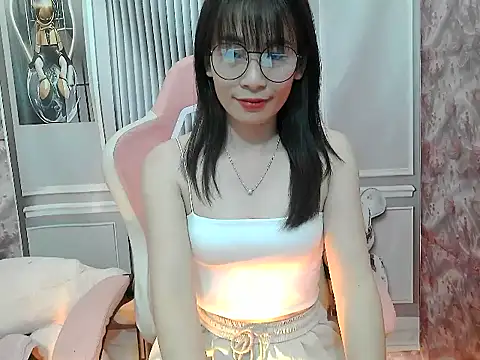 Snapshot of Ella039 chatting on 01-13-26, 07:34 Ella039 online show from 01-13-26, 07:34