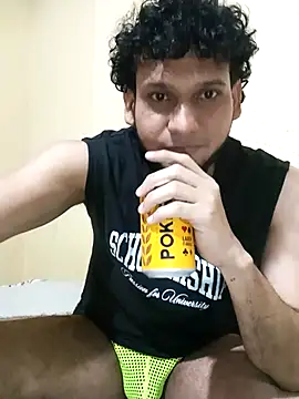 prototipoA45 online show from 12-18-25, 04:39