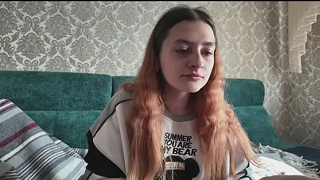 SweetLiaison online show from 04-18-26, 06:05