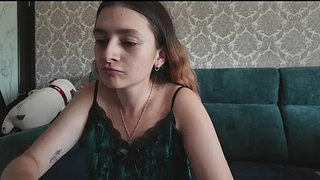 SweetLiaison online show from 07-17-26, 08:11