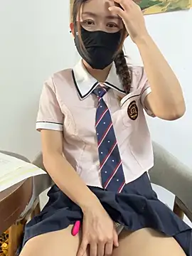 Snapshot of Cara-02 chatting on 05-16-26, 04:00 Cara-02 online show from 05-16-26, 04:00